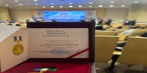 Mustaqillikning 35 yilligi munosabati bilan ko‘krak nishoni bilan taqdirlandi