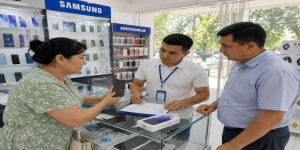 16 000 000 SO'MLIK NOSOZ QO‘L TELEFONI YANGI SIFATLISIGA ALMASHTIRIB BERILDI